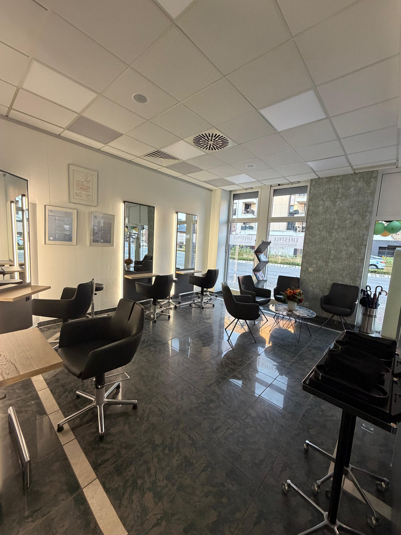 Friseureinrichtung